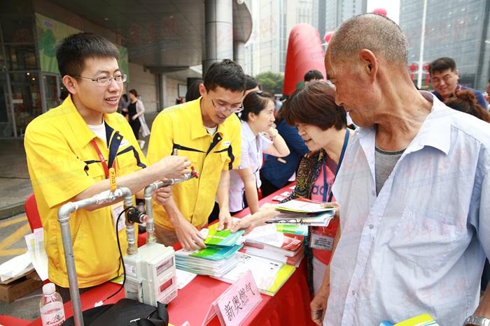 胶南铁山最新招工热潮,背景、进展与影响全解析