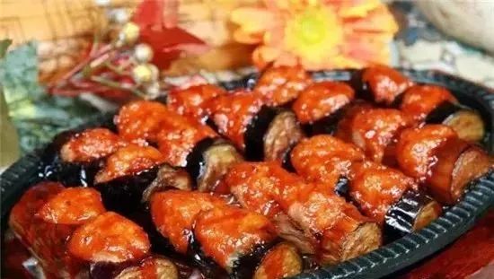 最新招牌菜独家揭秘,美食盛宴即将开启!