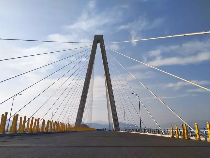 乐清湾大桥最新进展2024,桥上奇遇与深厚友情的见证