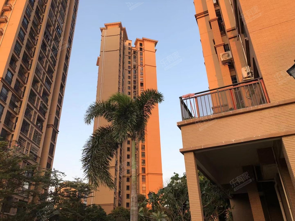 珑耀华府最新价格,珑耀华府最新价格——豪华住宅的性价比之旅