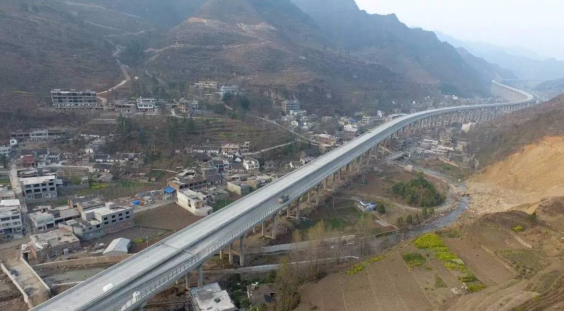 镇毕高速公路最新消息,镇毕高速公路最新消息,全面指南与步骤详解