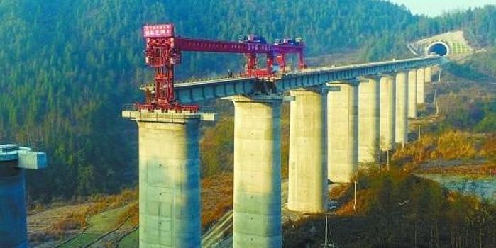 黔张常铁路最新进展,驶向自然,探寻内心宁静之旅