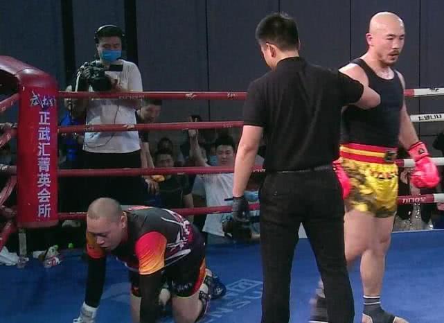 一龙最新比赛被ko,一龙最新比赛被KO,解析背后的故事与启示