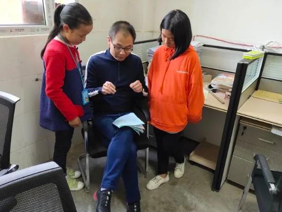 浠水实验高中新任校长,励志之光引领成长之路