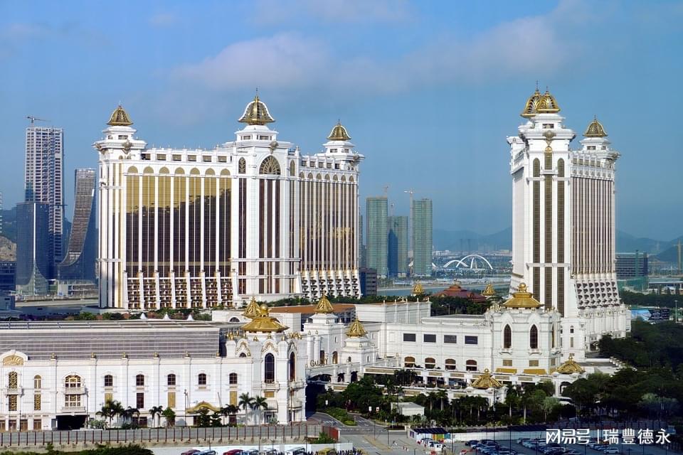 澳门内部资料全年免费精准,高效性设计规划_豪华款13.568