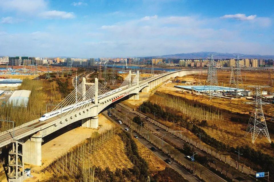 怀安高铁新城最新动态,启程自然之旅,探寻心灵绿洲