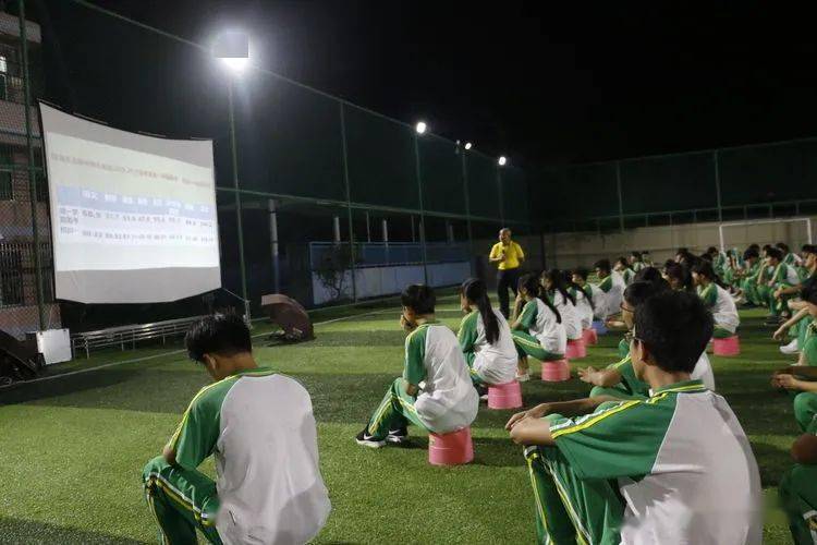 奥门正版资料免费精准,动态解读分析_自由版70.184