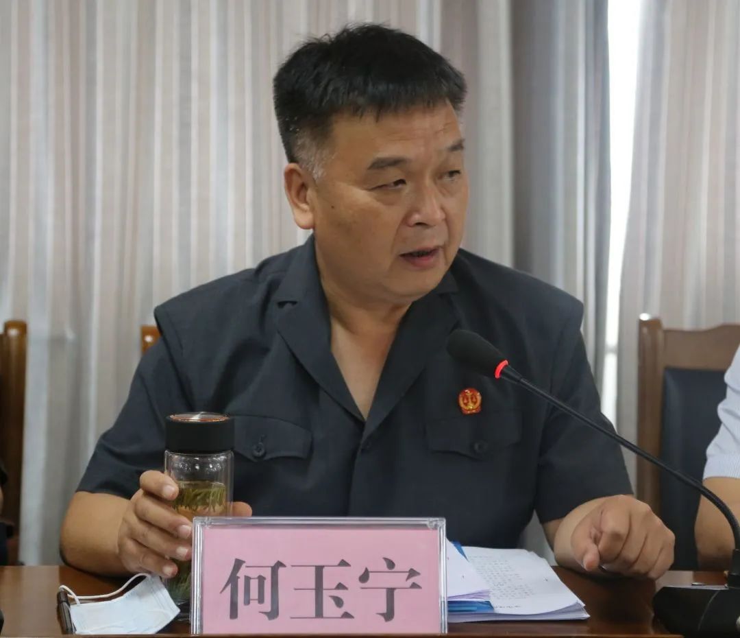 略阳新任领导胡敏亮相，探寻小巷深处的独特风味之旅！
