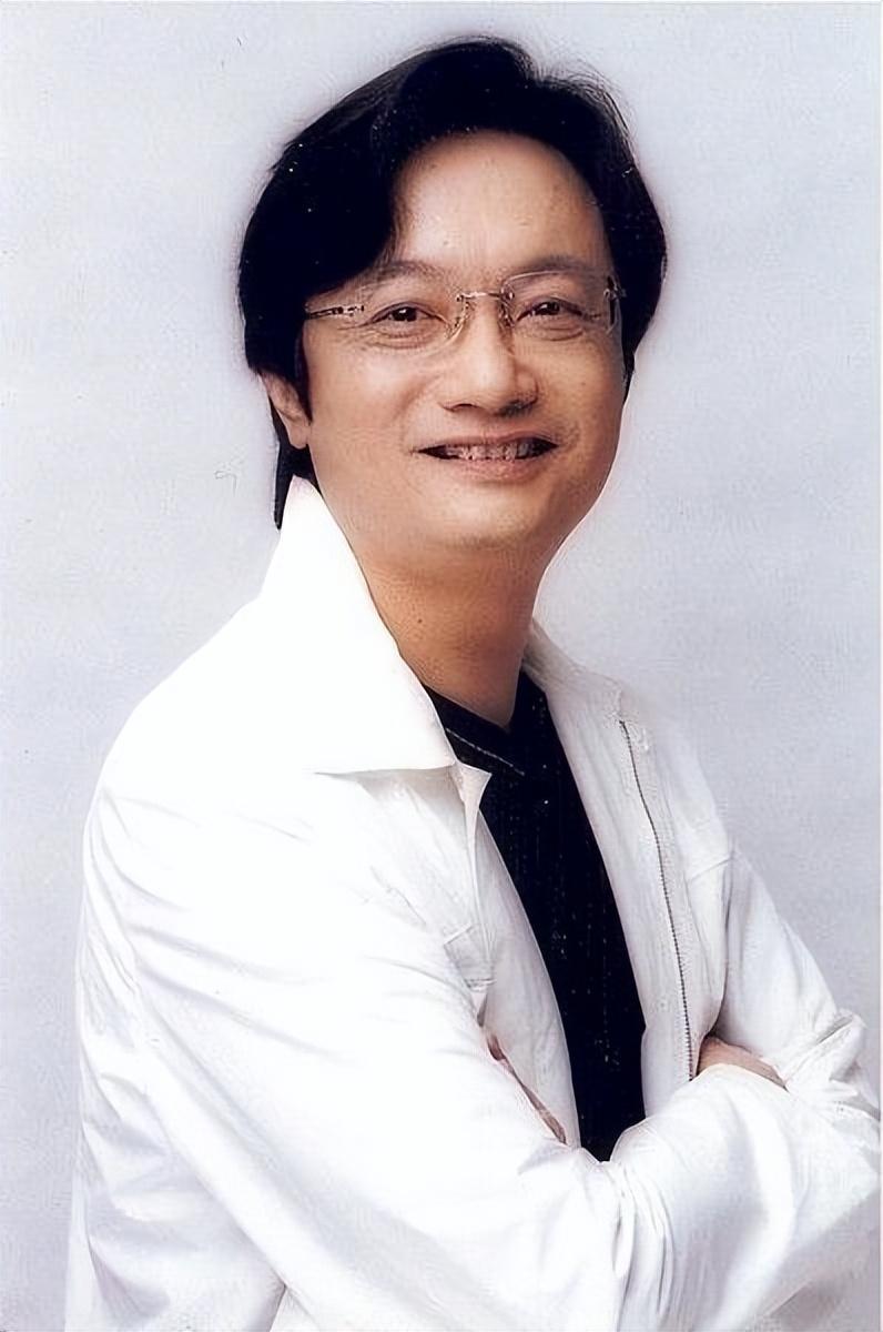 最新父亲歌,最新父亲歌,时代的颂歌与情感的纽带