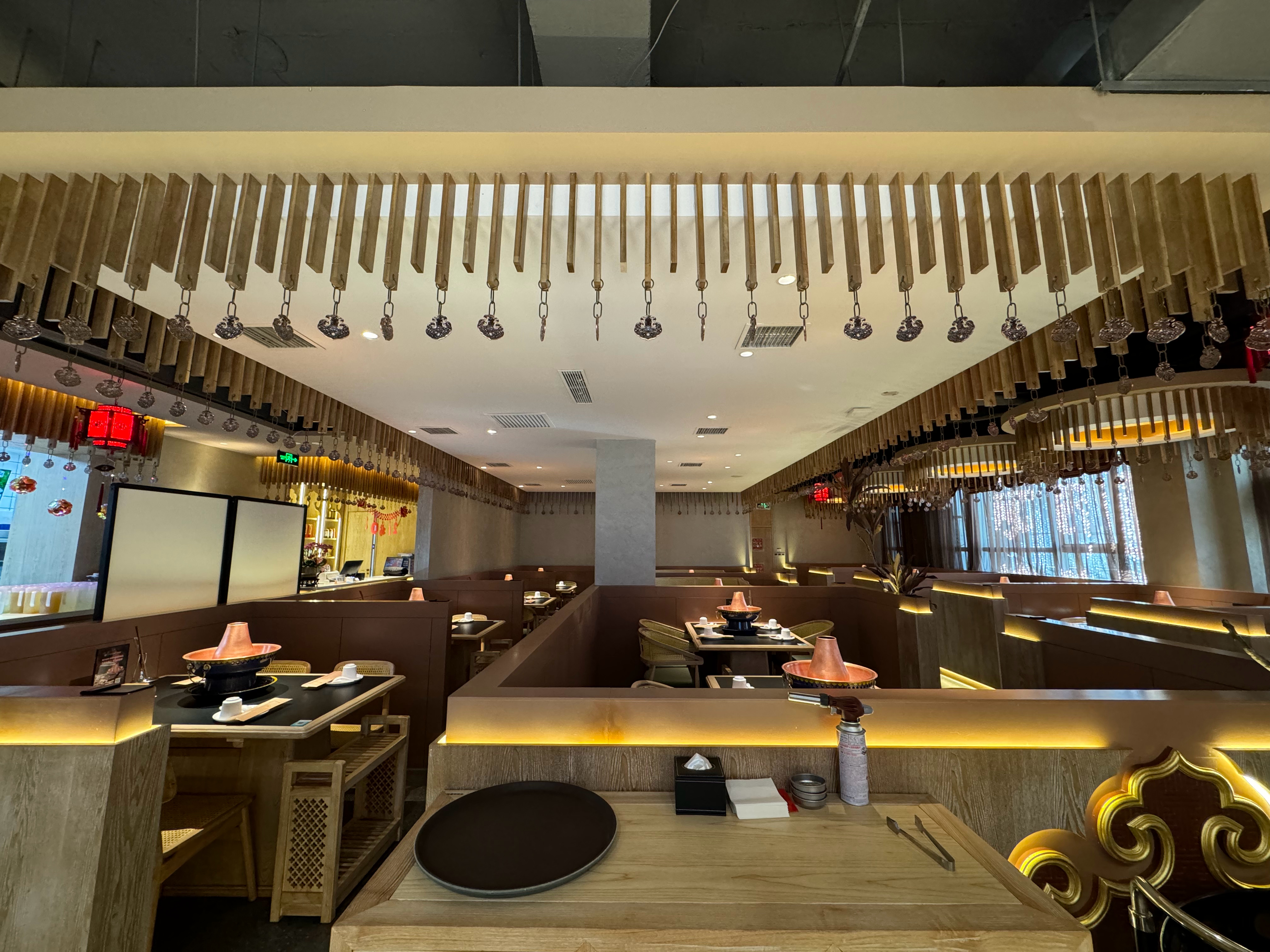 呼市最新餐厅，时代美食地标，引领潮流的餐饮胜地