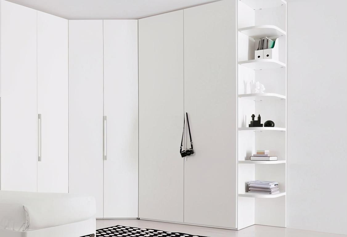 科技与生活完美融合的转角柜艺术品亮相!