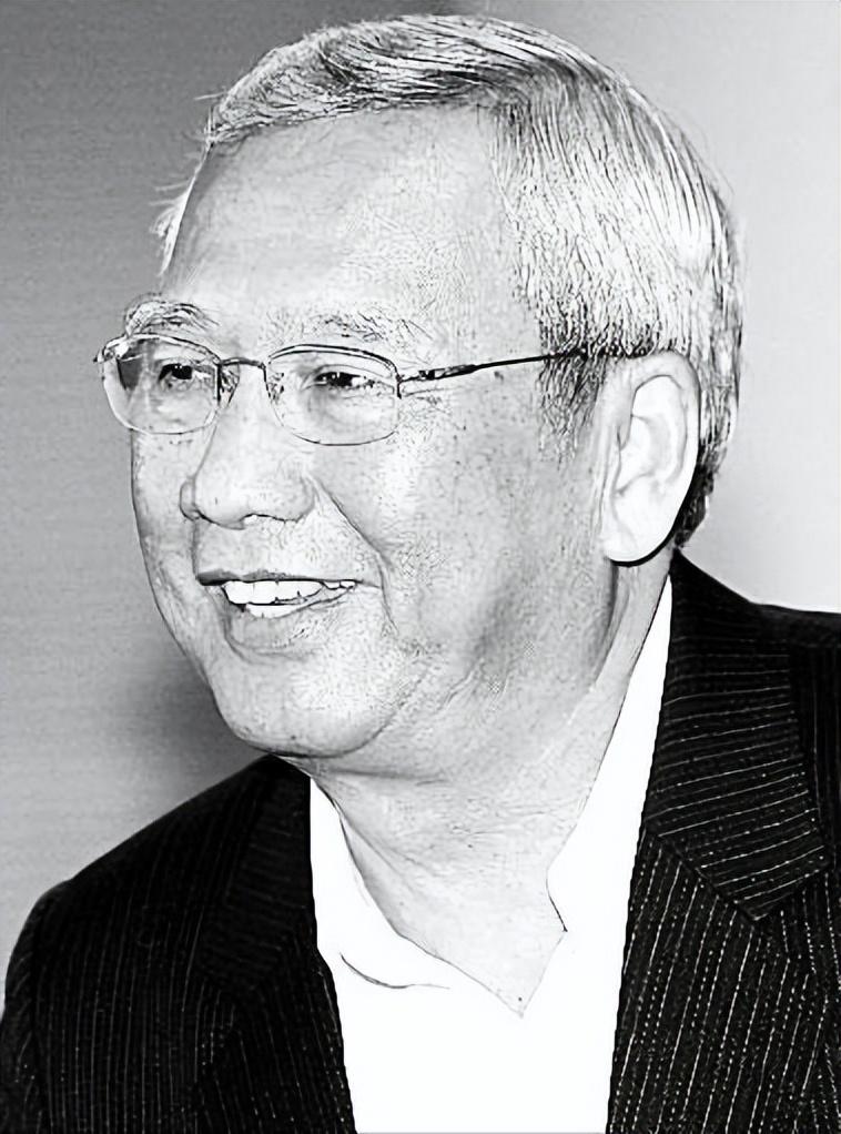 全球军事动态报道,最新军情分析与个人观点解读