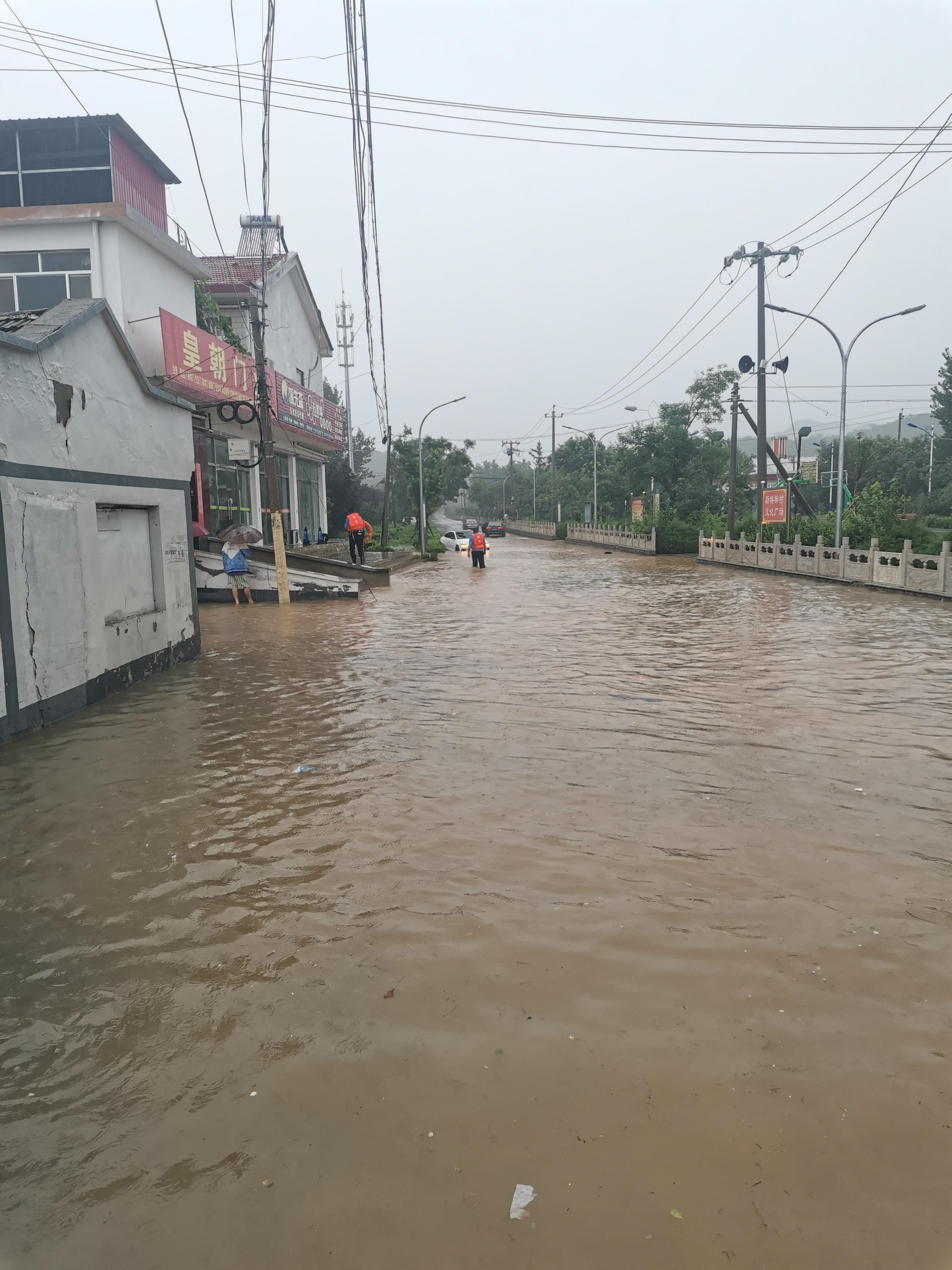 洪水最新暴雨来袭,如何应对自然灾害的挑战与应对之策