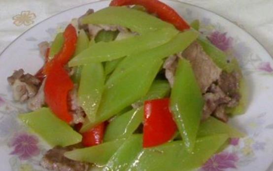 解锁莴笋最新美味做法,让你爱上吃莴笋!