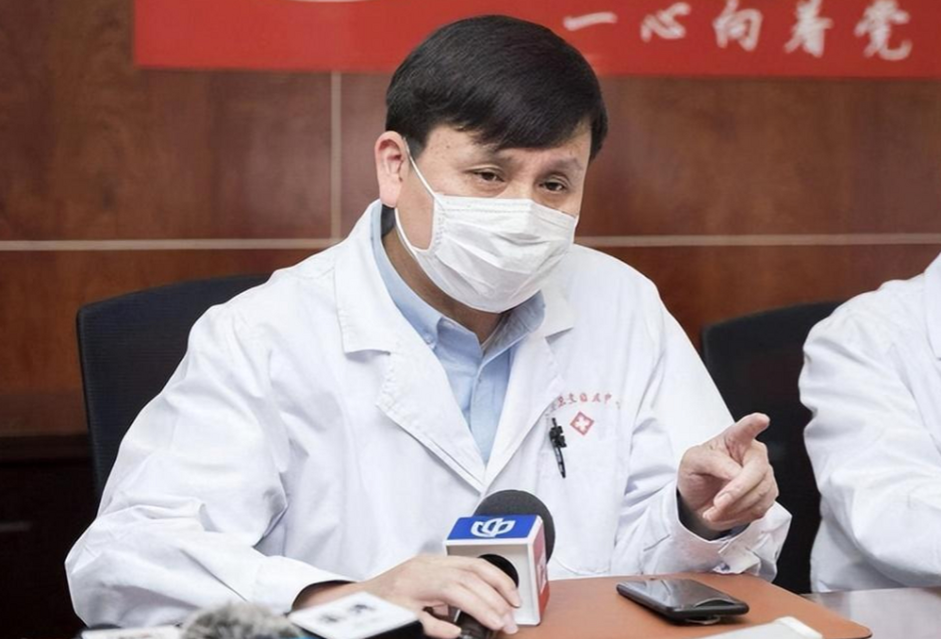 张文宏最新疫情判断及论述分析