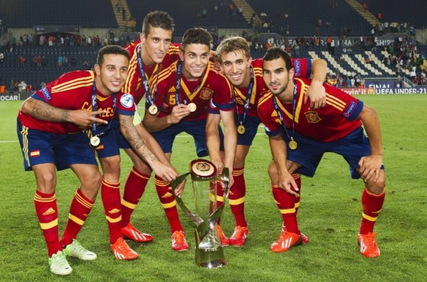 巴萨球员最新合照曝光