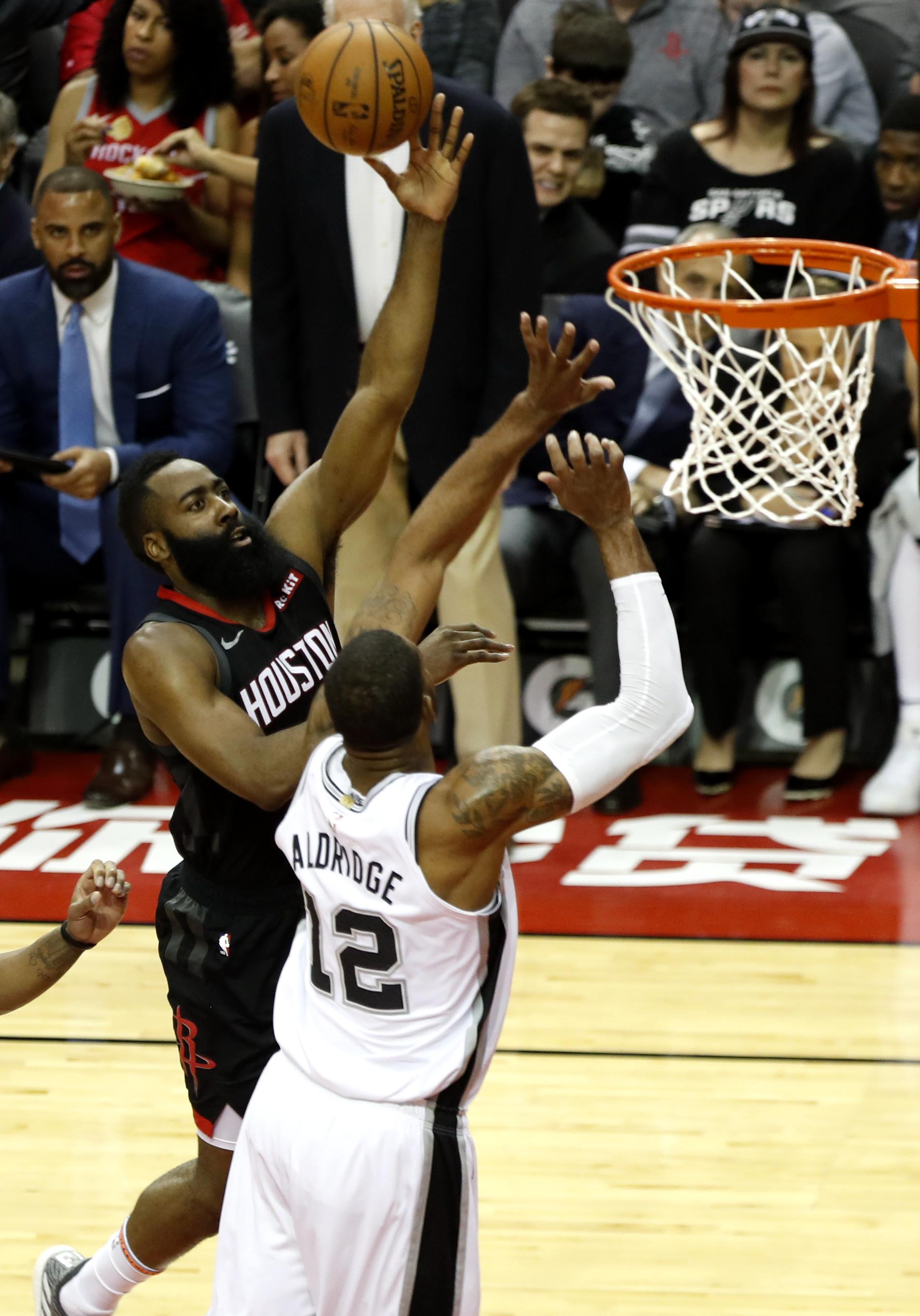 火箭队新星闪耀,最新球员动态揭示冠军之路的构建之旅