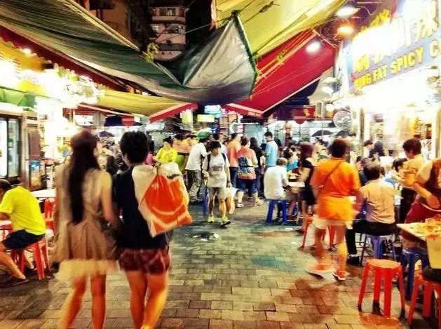 郑州大排档最新风情，美食、文化交融之夜