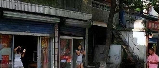 邱隘最新站街女涉黄问题警示文章