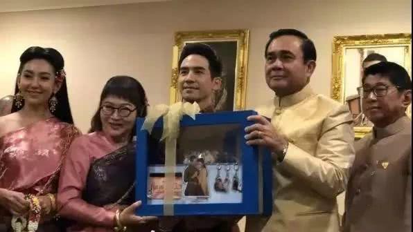 科技与情感交织,最新泰剧重塑你的追剧体验!