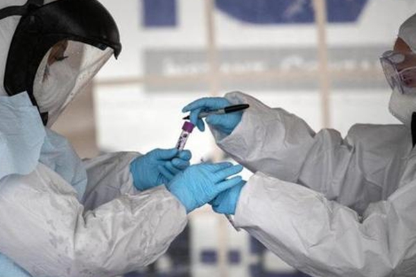 美国最新疫情消息下的日常点滴温暖