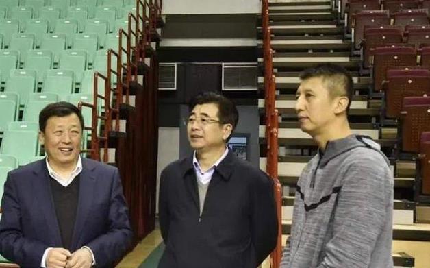 范志毅球场风采与生活温情，英雄守护者的最新消息