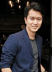 香港演员江龙，星光小巷中的美食奇缘与演艺之路探索
