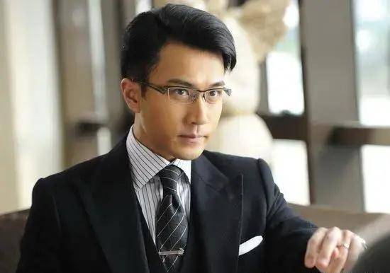 总裁男演员的日常温馨趣事与友情纽带