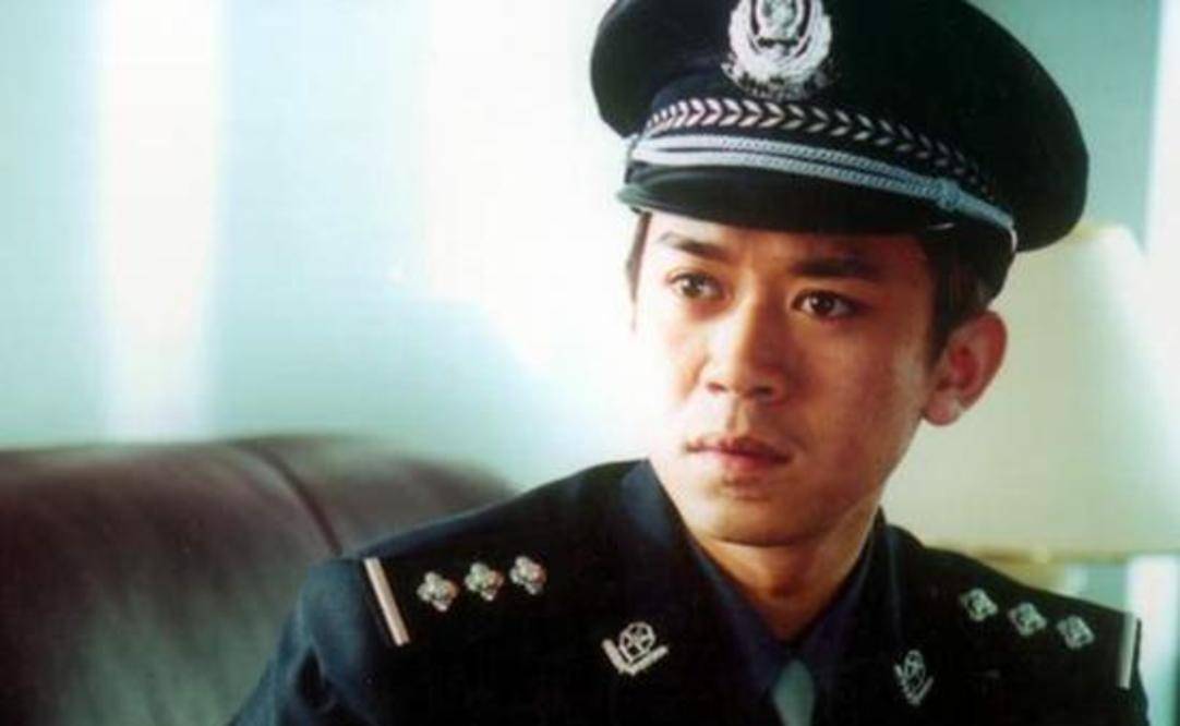 虎刺红演员,舞台英雄与生活中的温暖伙伴