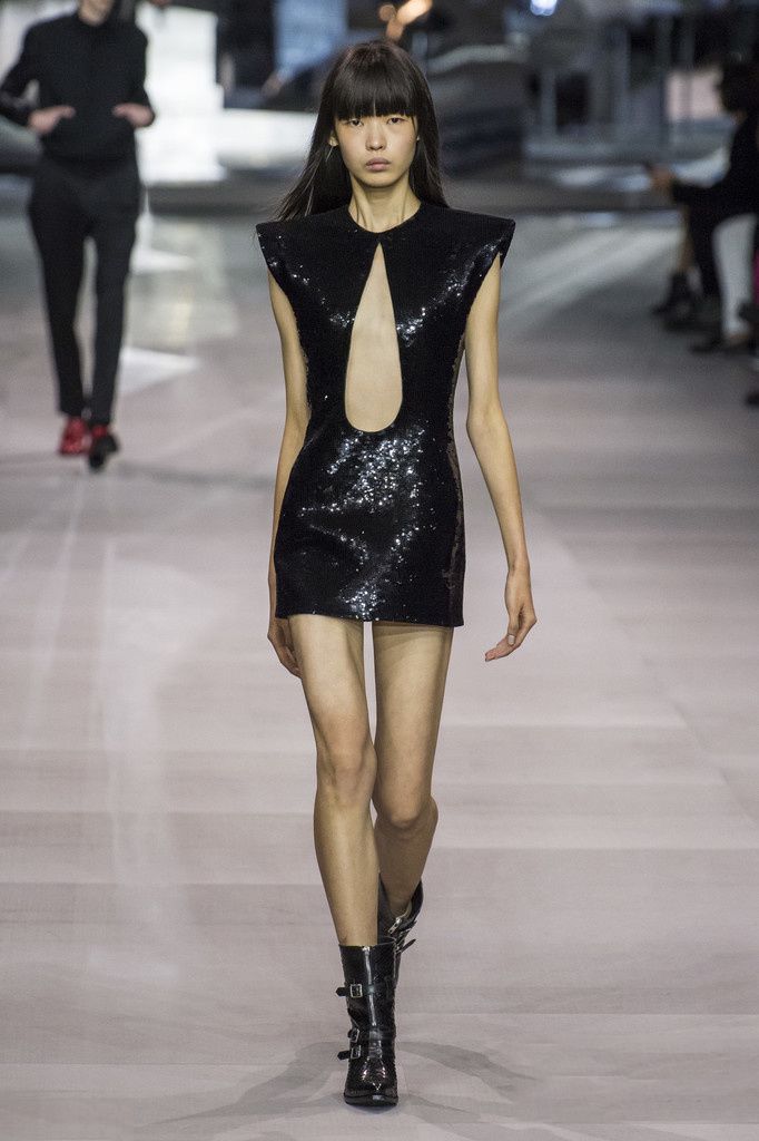 Celine最新资讯,Celine最新资讯,时尚之旅中的温馨日常