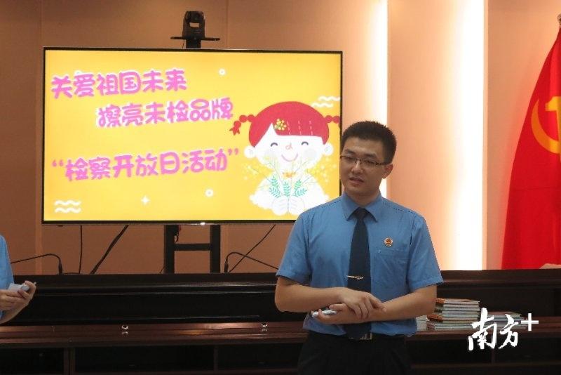 澳门濠江论坛官方网站,专业数据解释设想_IHJ50.542多媒体版