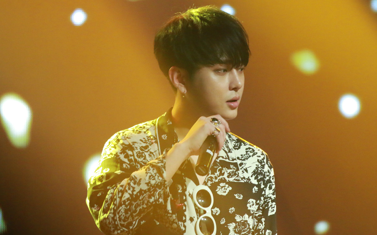 龙俊亨最新综艺节目，自然美景探索之旅，寻找内心的宁静与平和