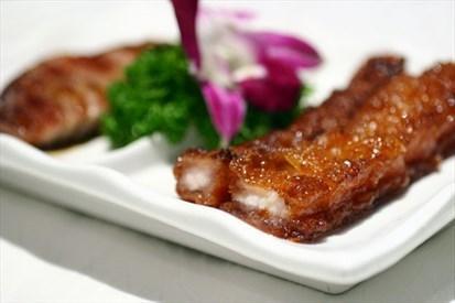 最新脆皮叉烧做法揭秘，美味叉烧轻松制作！