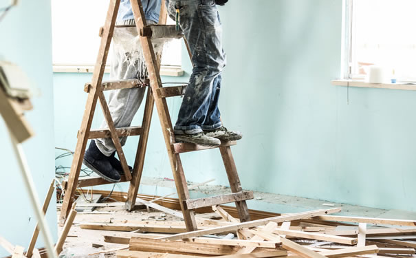 装修工人受伤最新案例解析及启示