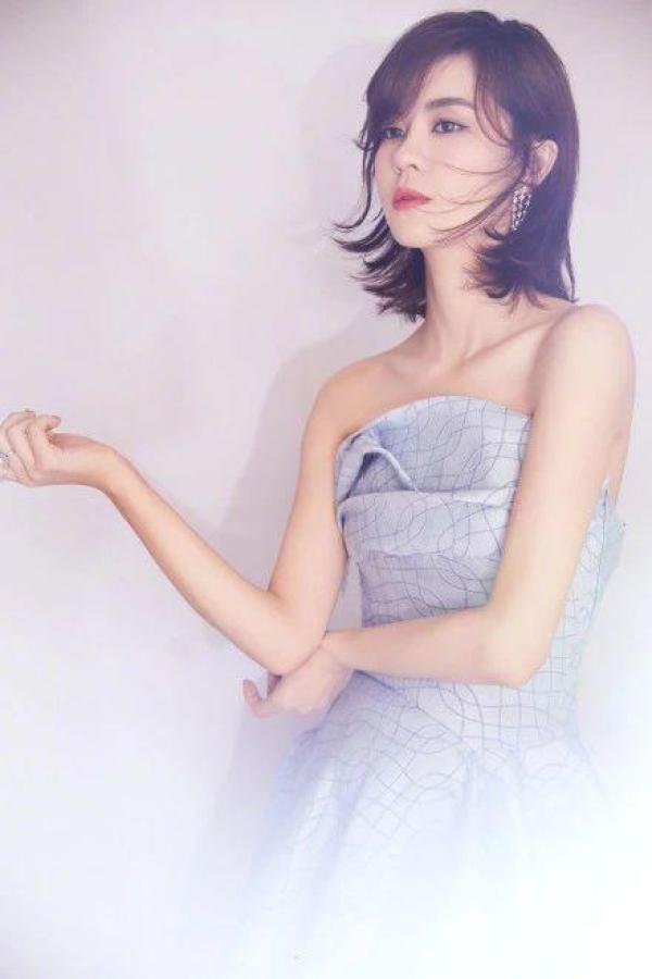 郁可唯最新图片,自然之旅的心灵探索,寻找平和与宁静的旅程