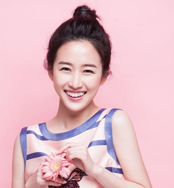 刘美含最新图片,魅力展现与个人观点赏析