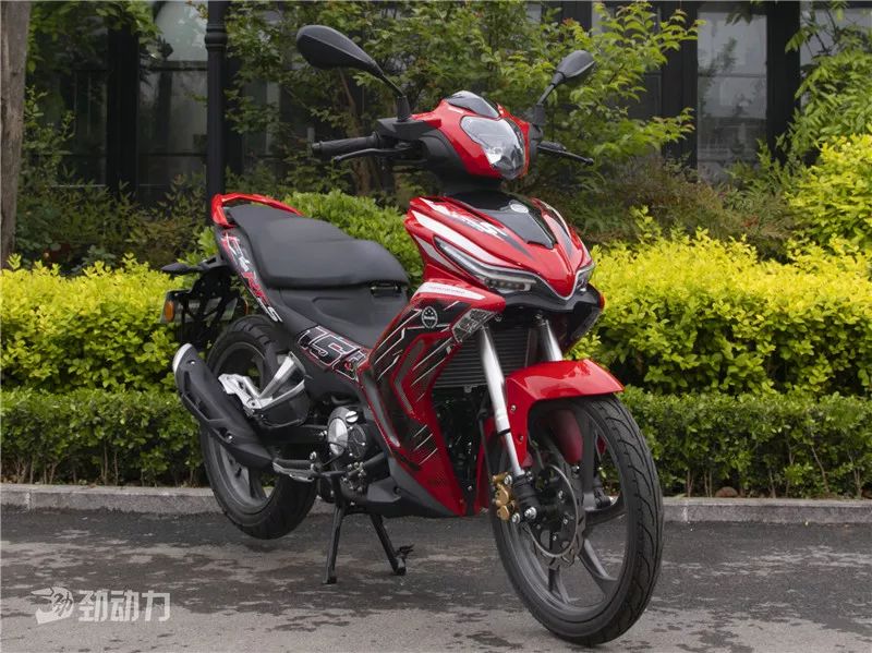 贝纳利RFS150i最新评测,与自然美景的浪漫骑行之旅