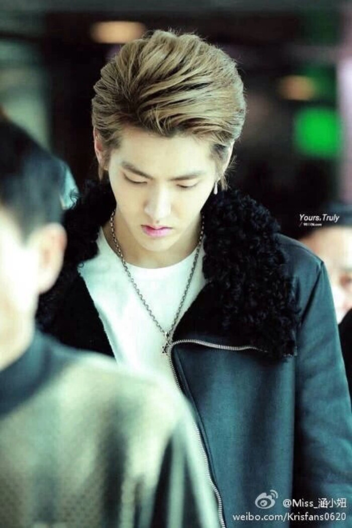 EXO最新动态,Kris鹿晗回归引领心灵之旅