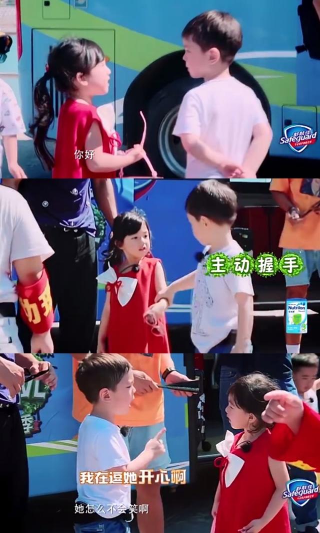 咘咘学说话最新视频,话语初绽,温馨陪伴的每一天