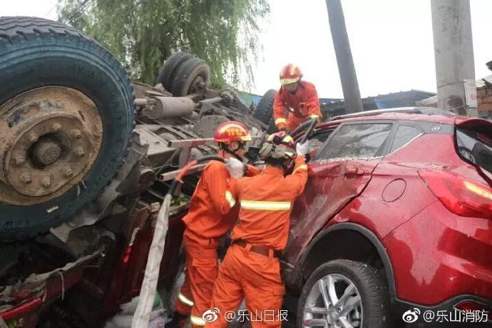 今日高速车祸最新报道,深度分析与观点阐述