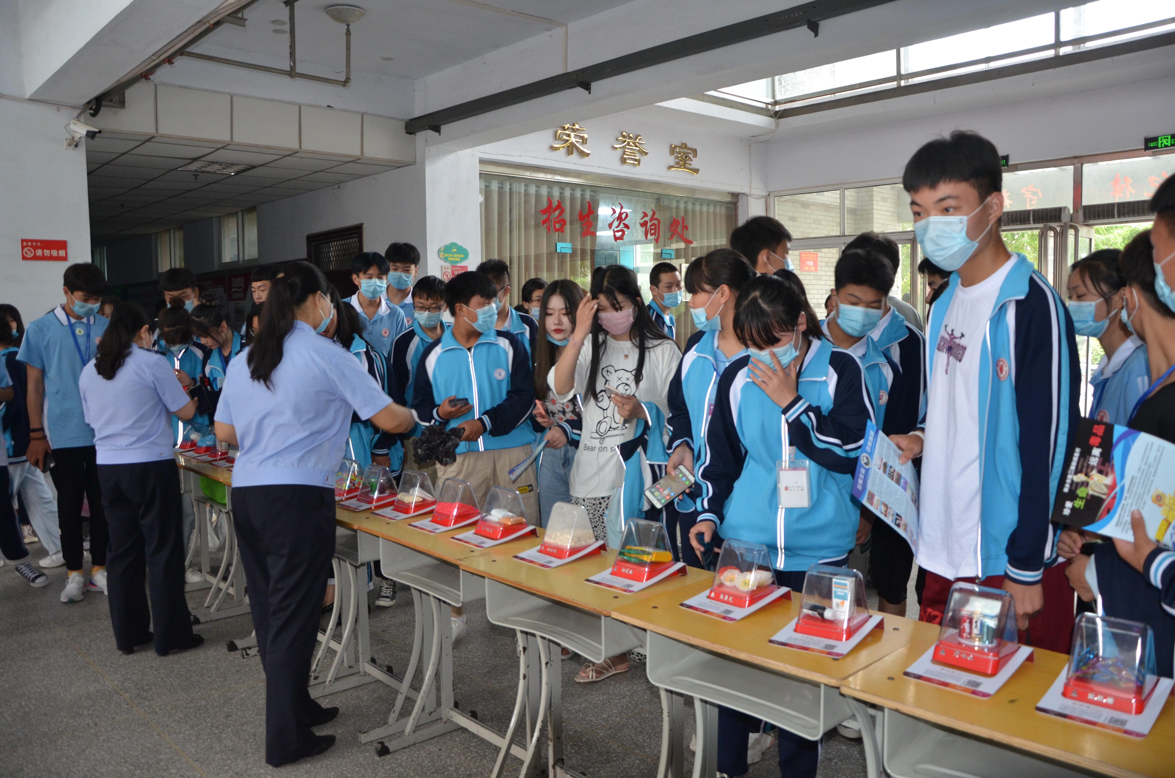 绣出风采,刺青阴阳绣最新章节探秘人生绣途