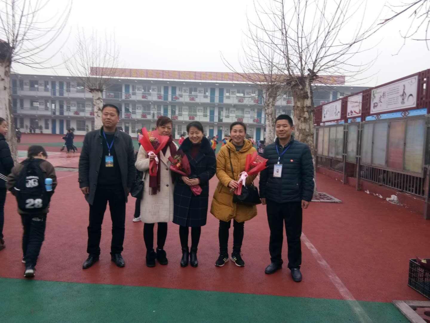 爱校园最新版,小巷特色小店的独特魅力与隐藏宝藏