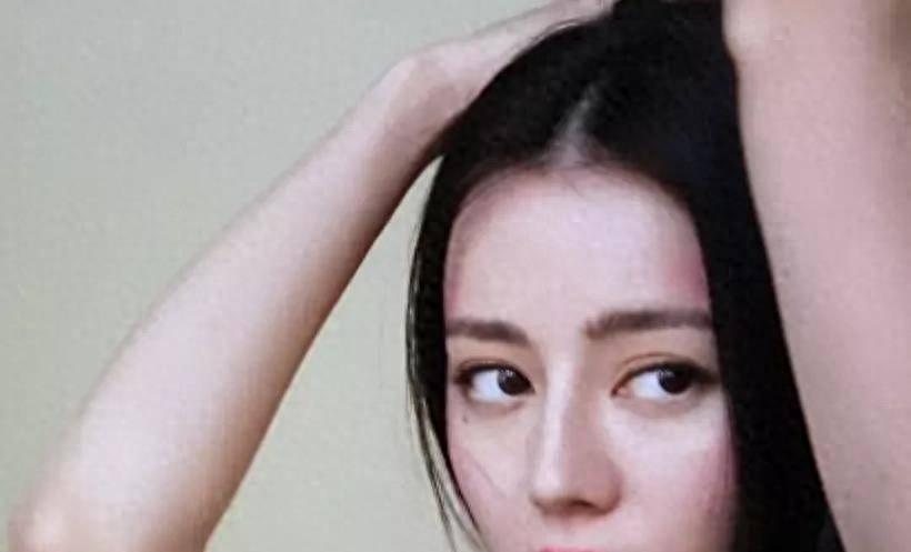 揭秘明星腋毛背后的故事🌟